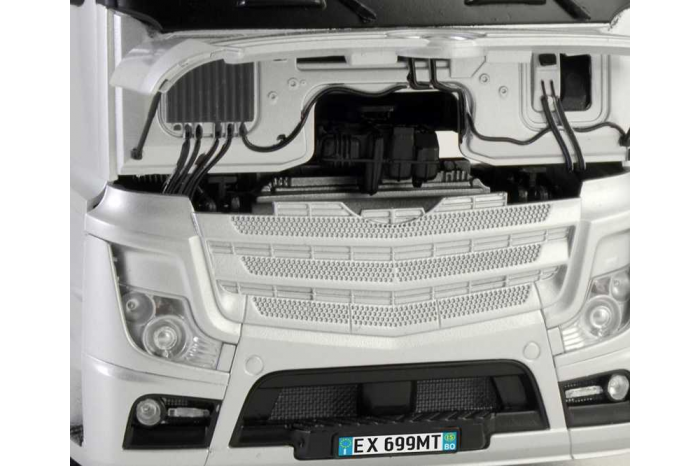 Model Kit truck 3905 - Mercedes Benz Actros MP4 Gigaspace (1:24)