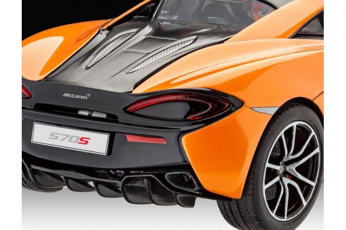 Plastic ModelKit auto 07051 - McLaren 570S (1:24)