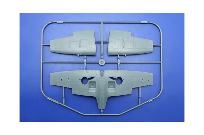 Spitfire Mk. IXc skorá verzia (1:48) - 8282