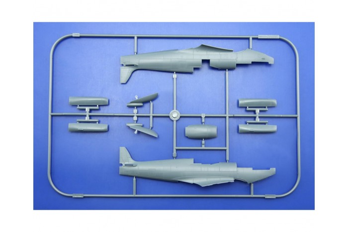 Spitfire Mk. IXc skorá verzia (1:48) - 8282