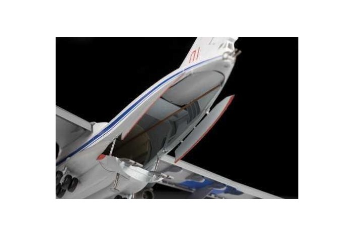 Model Kit letadlo 7011 - Russian strategic airlifter IL-76MD (1:144)