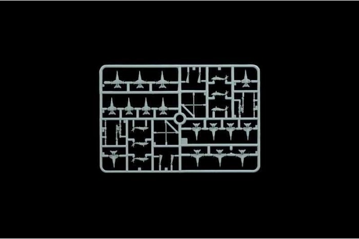 Model Kit loď 5506 - U.S.S. CARL VINSON CVN-70 (1999) (1:720)