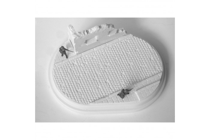 Ulica s ruinou domu - 7N19