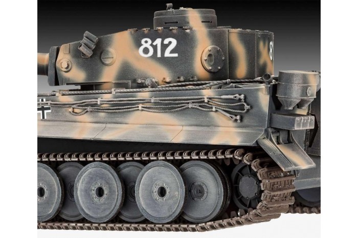 Gift-Set tank 05790 - 75 Years Tiger I (1:35)