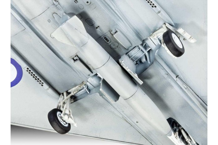 Plastic ModelKit letadlo 03900 - 100 Years RAF: Eurofighter Typhoon (1:72)