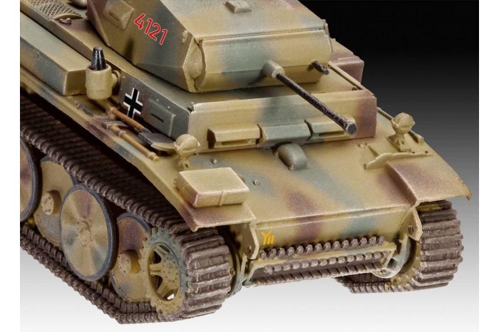 Plastic ModelKit tank 03266 - PzKpfw II Ausf.L LUCHS  (Sd.Kfz.123) (1:72)