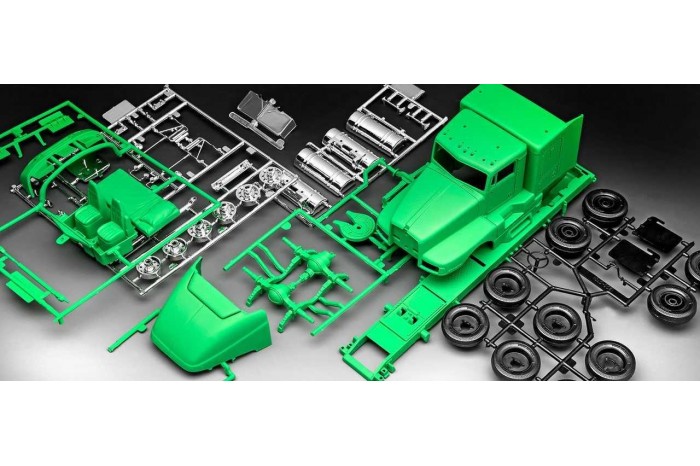 Plastic ModelKit auto 07446 - Kenworth T600 (1:32)