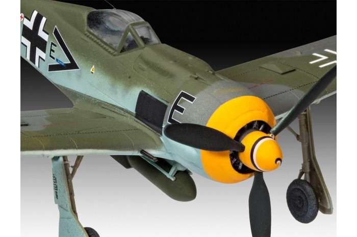 ModelSet letadlo 63898 - Focke Wulf Fw190 F-8 (1:72)