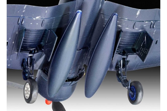 ModelSet letadlo 63917 -  F4U-1B Corsair Royal Navy (1:72)