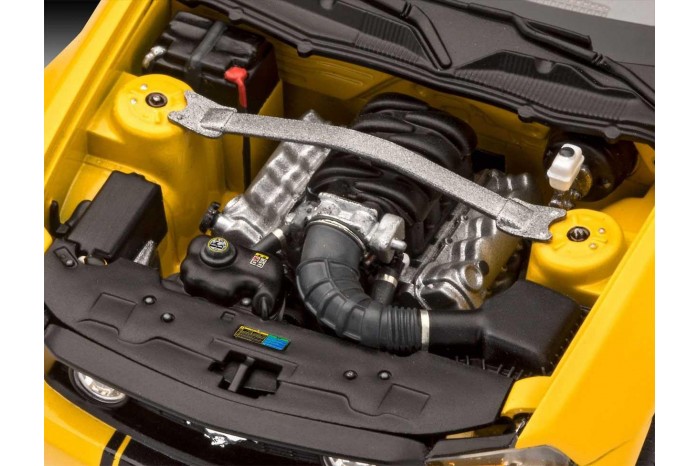 Model Set auto 67046 - 2010 Ford Mustang GT  (1:25)