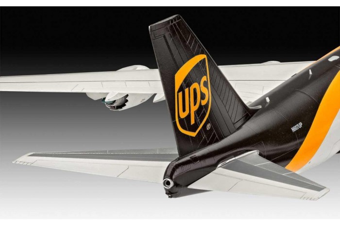 Plastic ModelKit letadlo 03912 - Boeing 747-8F UPS (1:144)