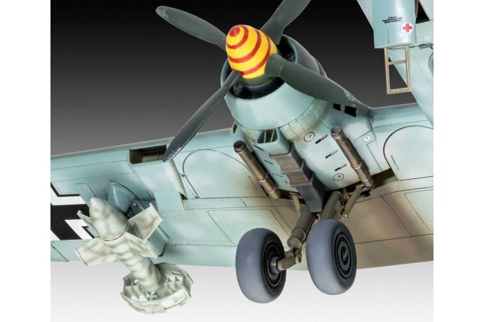 Plastic ModelKit letadlo 03913 - Heinkel He177 A-5 Greif (1:72)
