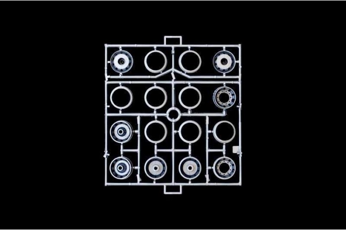 Model Kit truck 3939 - IVECO Turbostar 190-42 Canvas (1:24)