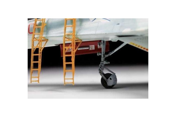 Model Kit letadlo 7294 - Sukhoi SU-27 UB "Flanker-C" (1:72)