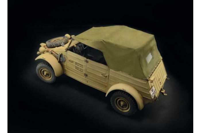 Model Kit military 7405 - Kdf.1 Typ 82 Kübelwagen (1:9)