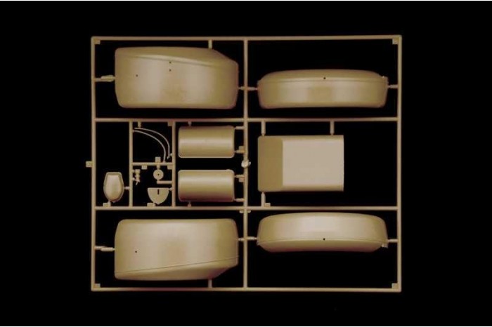 Model Kit military 7405 - Kdf.1 Typ 82 Kübelwagen (1:9)