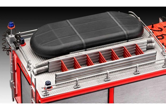 Plastic ModelKit auto 07531 - Schlingmann Unimog RW1 (1:24)