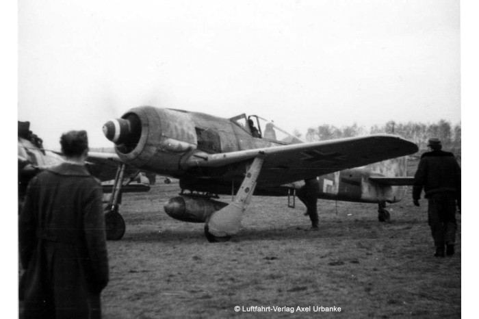 Plastic ModelKit letadlo 03874 - Fw190 A-8 "Sturmbock" (1:32)