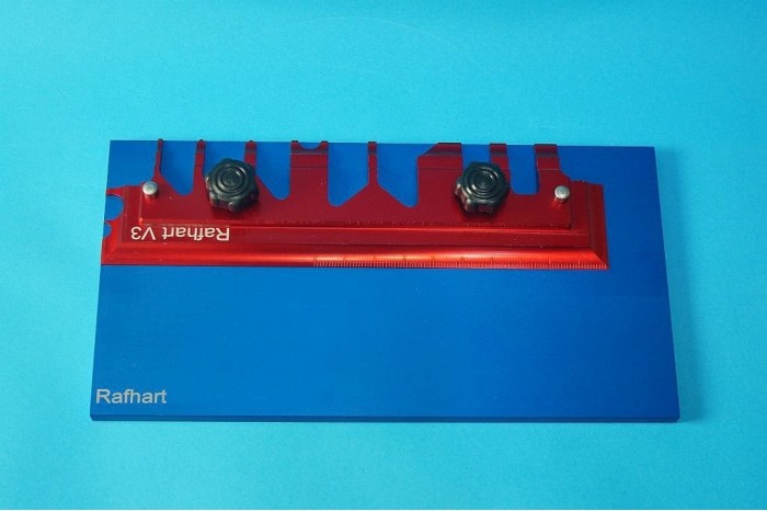Rafhart V3 - ohýbačka fotoleptaných dielov