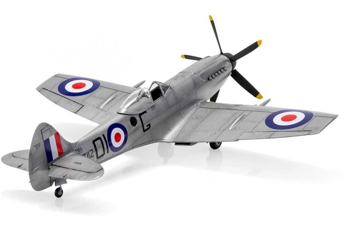 Classic Kit letadlo A05135 - Supermarine Spitfire FR Mk.XIV  (1:48)