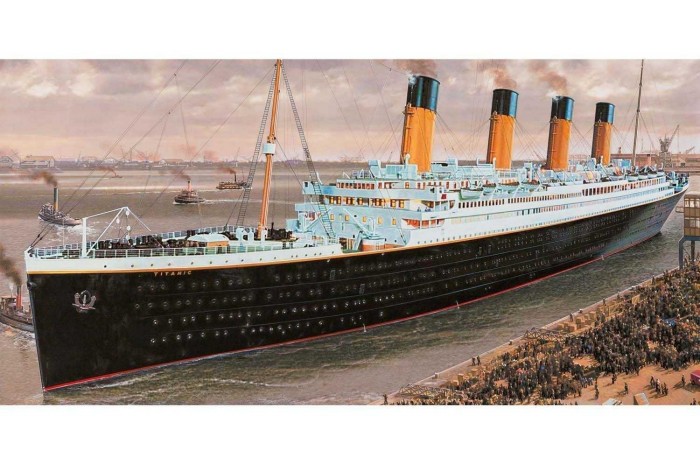 Gift Set loď A50146A - RMS Titanic (1:400)