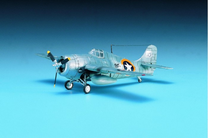Model Kit letadlo 12451 - F4F-4 (1:72)
