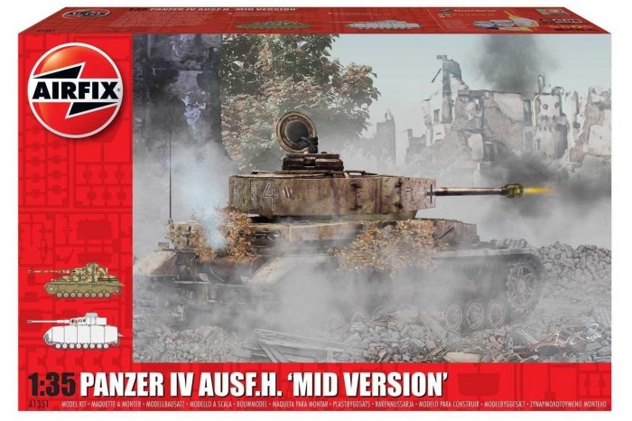 Classic Kit tank A1351 - Panzer IV Ausf.H, Mid Version (1:35)