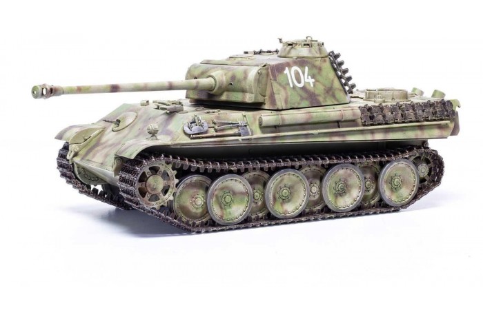 Classic Kit tank A1352 - Panther Ausf G. (1:35)