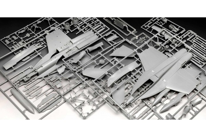 Plastic ModelKit letadlo 03864 - F/A-18E Super Hornet "Top Gun" (1:48)