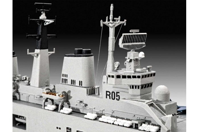 ModelSet loď 65172 - HMS Invincible (Falkland War) (1:700)