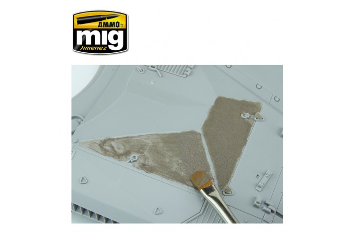 Protiskluzový nátěr  (ANTI-SLIP PASTE - BROWN COLOR FOR 1:35) - 2035