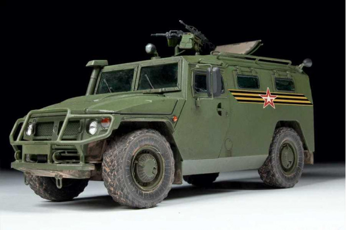 Model Kit military 3668 - Russian Armored Vehicle GAZ "Tiger" (1:35)
