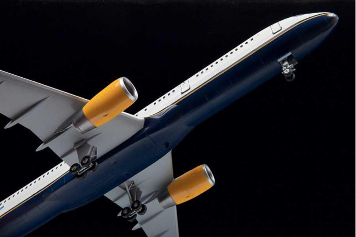 Model Kit letadlo 7032 - Boeing 757-200 (1:144)