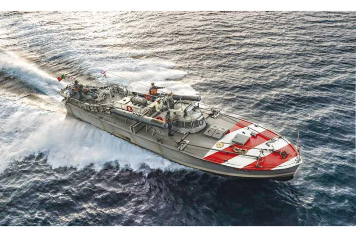 Model Kit loď 5626 - M.A.S. 563/568 with crew (1:35)