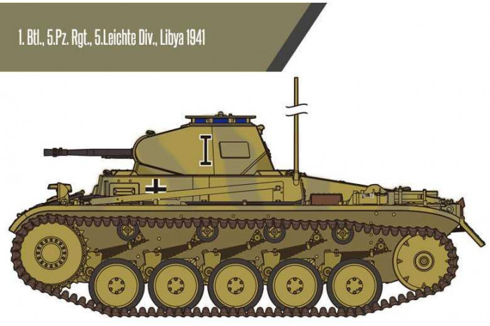 Model Kit tank 13535 - German Panzer II Ausf.F "North Africa" (1:35)