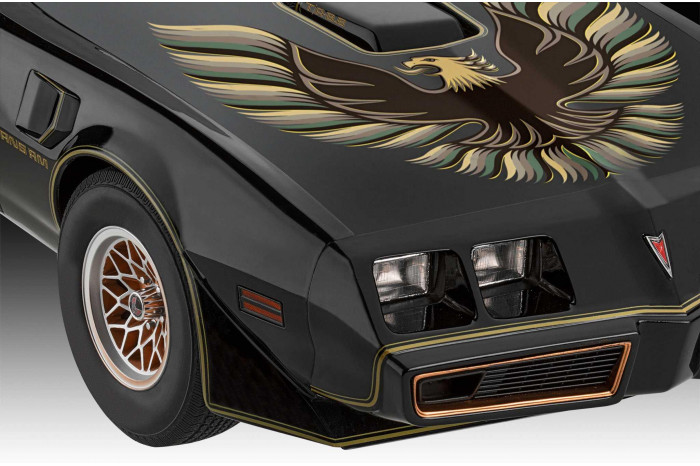 Plastic ModelKit auto 07710 - Pontiac Firebird Trans Am (1:8)