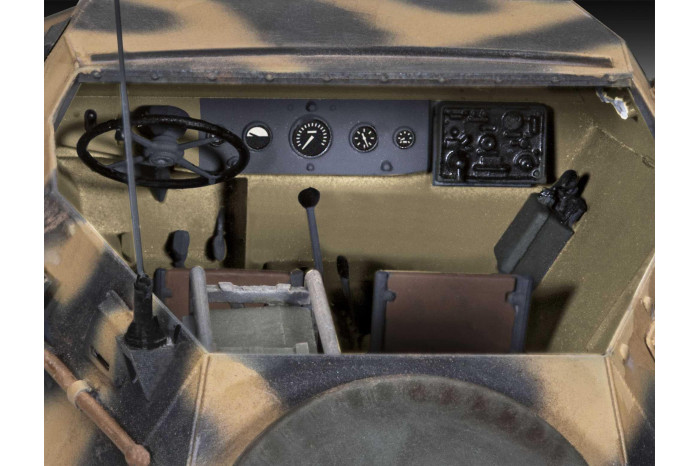 Plastic ModelKit military 03335 - German Command Armoured Vehicle Sd.Kfz.247 Ausf.B (1:35)