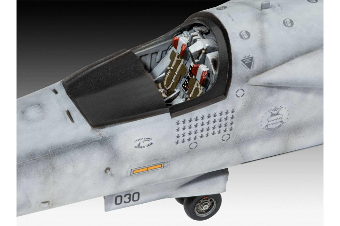 Plastic ModelKit letadlo 04974 - EF-111A Raven (1:72)