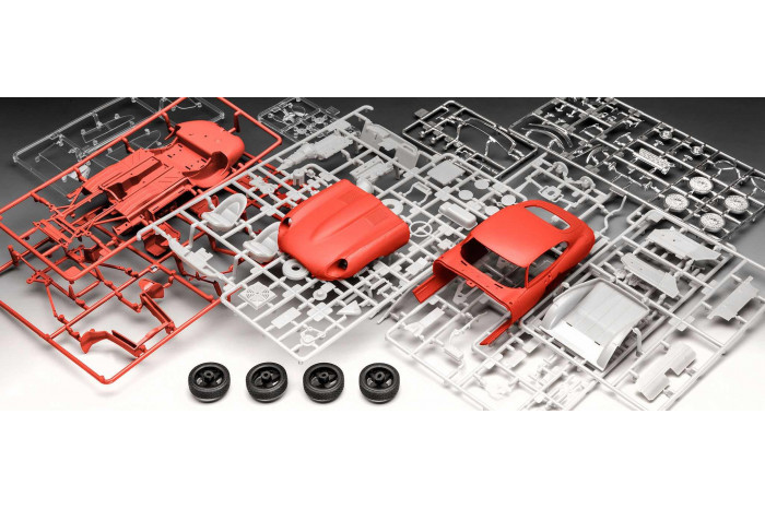 Plastic ModelKit auto 07668 - Jaguar E-Type (Coupé) (1:24)