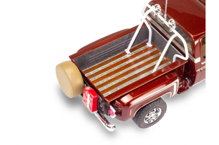 Plastic ModelKit MONOGRAM auto 4486 - 76 Chevy Sports Stepside Pickup (1:25)