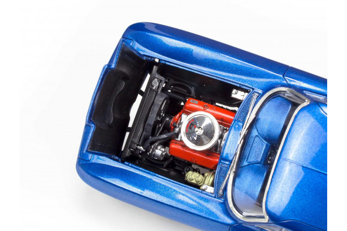 Plastic ModelKit MONOGRAM auto 4517 - 1967 Corvette Sting Ray Sport Coupe 2N1 (1:25)