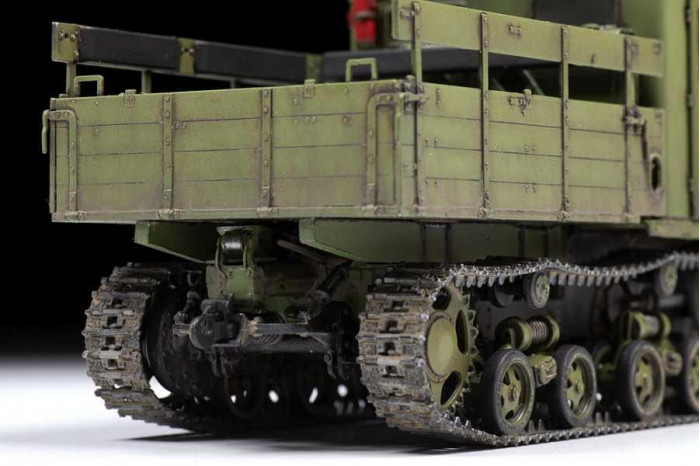 Model Kit military 3663 - STZ-5 Soviet artillery tractor (1:35)
