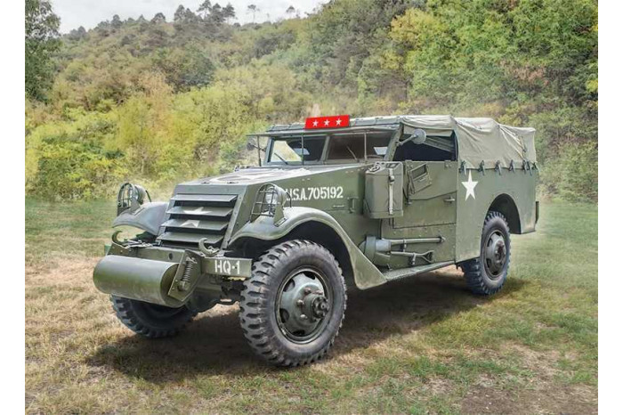 Model Kit military 7063 - M3A1 Scout Car (1:72)