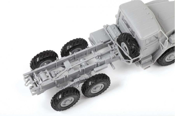 Model kit military 5050 - URAL-4320 Truck (1:72)