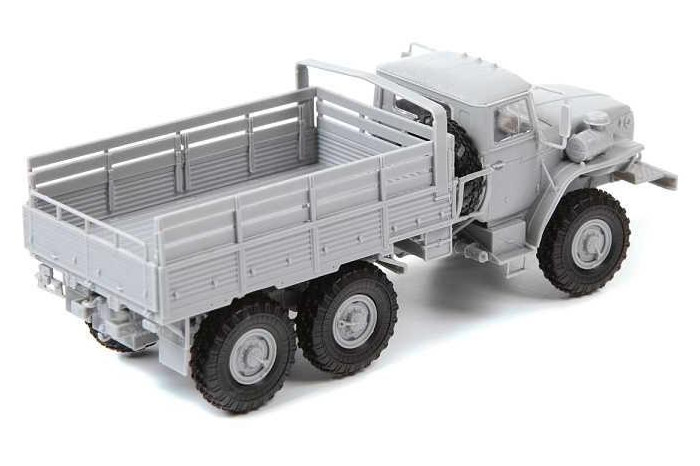 Model kit military 5050 - URAL-4320 Truck (1:72)