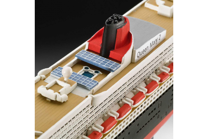 ModelSet loď 65808 - QUEEN MARY 2 (1:1200)