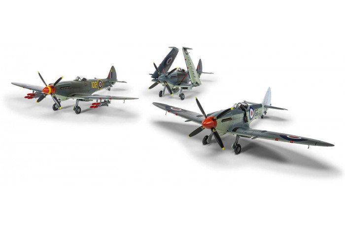 Classic Kit letadlo A06102A - Supermarine Seafire F.XVII (1:48)