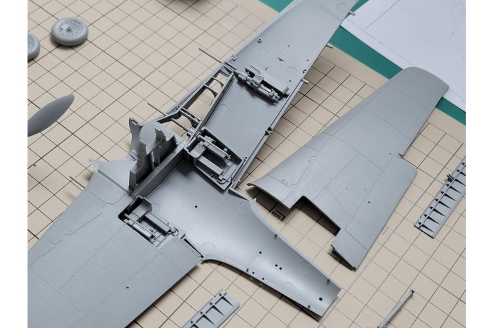 Focke-Wulf Fw-190A-6 w/Wgr. 21 & Full engine and weapons interior (1:35) - 003