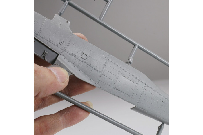 Focke-Wulf Fw-190A-6 w/Wgr. 21 & Full engine and weapons interior (1:35) - 003