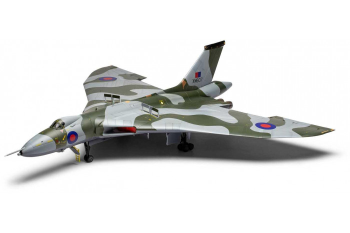 Classic Kit letadlo A12013 - Avro Vulcan B.2 Black Buck (1:72)